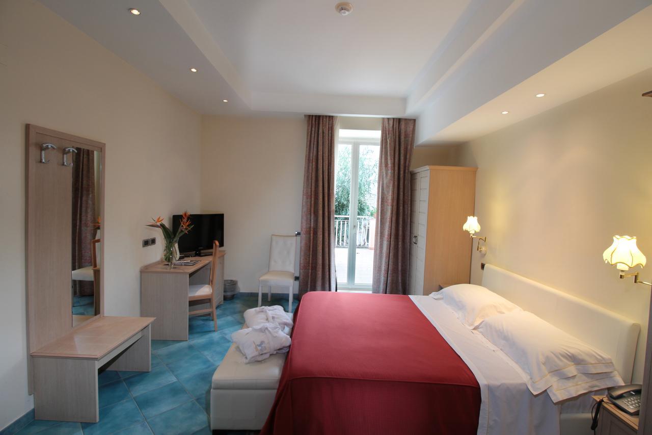 Hotel Regina Palace Terme Искья Экстерьер фото